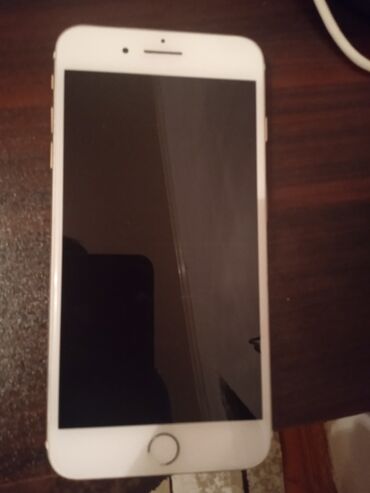 planşet iphone: IPhone 7 Plus, Qızılı