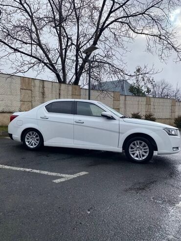 Iran Khodro: Iran Khodro : 1.7 l | 2023 il 1700 km Sedan