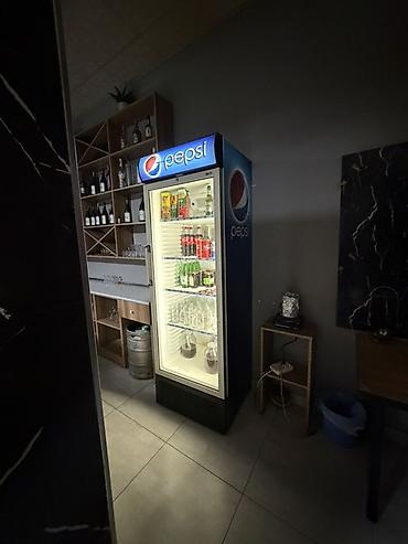 ofis aksesuar: Müasir üslubda hazırlanmış kafe/lounge məkanı üçün tam avadanlıqlı — 6