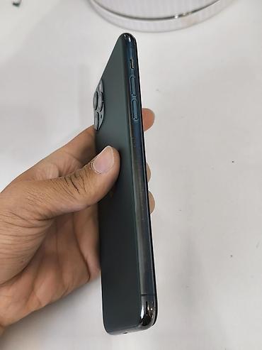 Apple iPhone: IPhone 11 Pro Max, Б/у, 256 ГБ, Space Gray, 100 % — 6