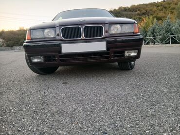 BMW: BMW 3 series: 1.8 l | 1992 il Sedan — 2