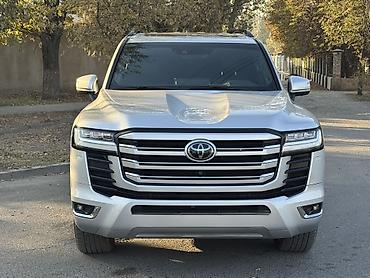 тойота из: Toyota Land Cruiser: 2021 г., 3.5 л, Автомат, Бензин, Внедорожник — 1