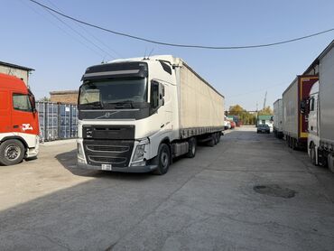 будка рефрижератор купить бу: Сүйрөгүч, Volvo, 2015 г., Тенттелген