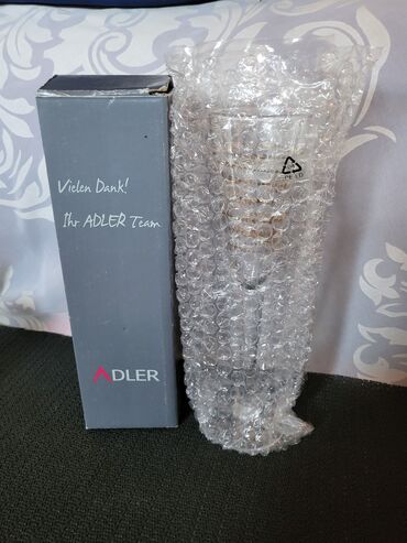 Čaše: Casa nova za pice. Casa nova sve na njoj odsjaj od svetla — 3