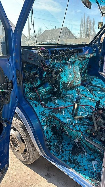 Эвакуаторы: Эвакуатор, Mercedes-Benz, 2001 г., Прямая — 11