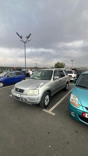 camry 2020: Honda CR-V: 1996 г., 2 л, Автомат, Кроссовер — 1
