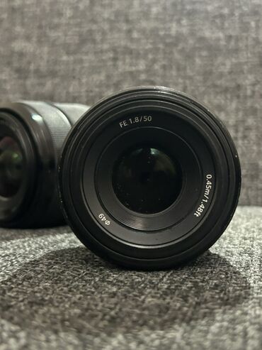 Fotokameralar: 16-50mm, 50mm 1.8 28-70mm lens 1. Sony A6000 kamera gövdəsi 2. Sony -da lalafo.az — 4 Fotokameralar: 16-50mm, 50mm 1.8 28-70mm lens 1. Sony A6000 kamera gövdəsi 2. Sony — 4