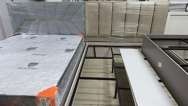 Двуспальные кровати: Двухспальная кровать с мягкой изголовьем. Основание железный каркас. В — 8