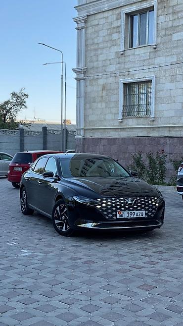 селектор субару: Hyundai Grandeur: 2022 г., 2.4 л, Автомат, Гибрид, Седан — 10