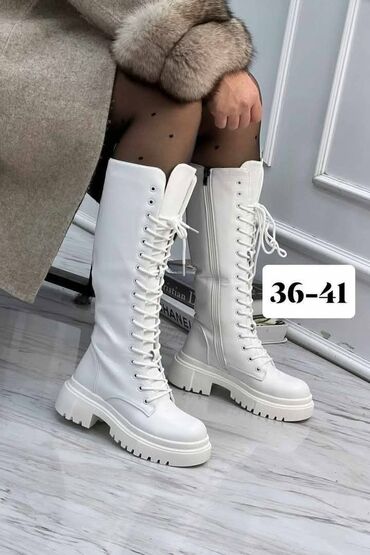 jordanke crno bele: High boots, 41