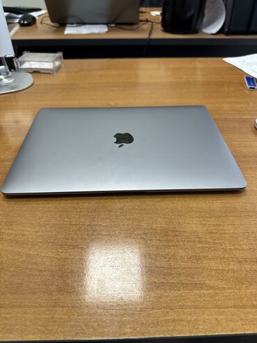 macbook pro m1 pro: Ноутбук, Apple, 8 ГБ ОЗУ, Apple M1, 13.3 ", Б/у, память SSD