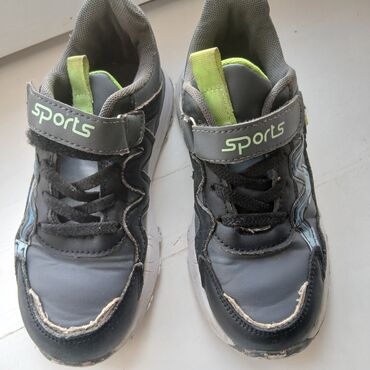 Другие товары для детей: Детская обувь разного размера по 200,300 сом — 6