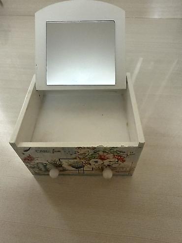 botinkalar cəkmələr: Dekorativ taxta kosmetik organizer güzgü ilə - Material: ağ rəngli — 1