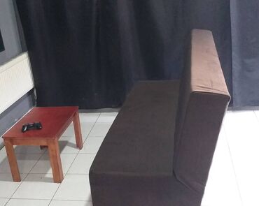 аренда плейстейшен 4: Obyekt bağlandığı üçün her şey satılır 5 eded divan 5 eded jurnalni