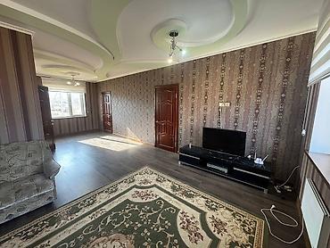 Посуточная аренда домов: Сдаю в аренду просторный дом с современной кухней-гостиной. - Кухня — 17