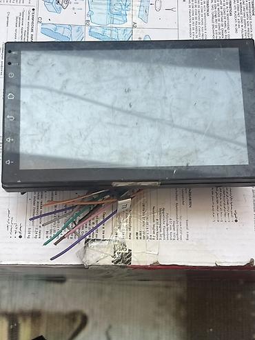 kreditle maqintafonlar: 2 DIN Android sensor maqnitafon. Naqilləri üstündədir. Ekranda — 1