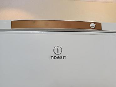 продаю бу пылесос: Холодильник Indesit, Б/у, Двухкамерный, De frost (капельный), 60 * 175 * 60 — 4
