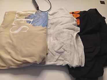 Футболки: Три футболки (черная уже продана) Размер указан на ярлыках на фото — 2