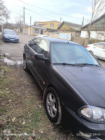 Toyota: Toyota Avensis: 2000 г., 1.8 л, Механика, Бензин, Лифтбек at lalafo.kg — 5 Toyota: Toyota Avensis: 2000 г., 1.8 л, Механика, Бензин, Лифтбек — 5