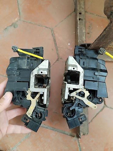 Digər avtomobil ehtiyat hissələri: Mercedes w202 qapi kilidi qiymet cutune ayidi — 2