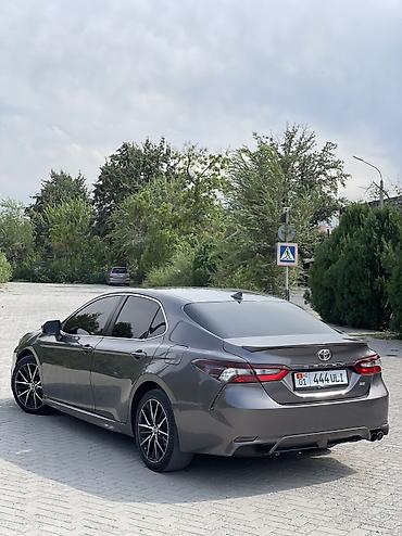 карине е: Toyota Camry: 2021 г., 2.5 л, Автомат, Бензин, Седан — 5