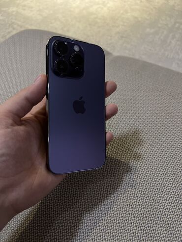 Apple iPhone: IPhone 14 Pro, 256 ГБ, Deep Purple