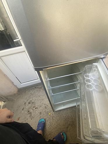red magic 6s pro: BEKO iki qapılı soyuducu - Rəng: gümüş (inox stilində) - Yuxarıda — 1