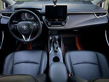 Toyota: Toyota Corolla: 2022 г., 1.8 л, Вариатор, Гибрид, Седан — 7