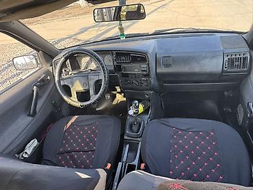 Volkswagen: Volkswagen Passat Variant: 1989 г., 1.8 л, Механика, Бензин, Универсал — 7