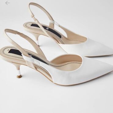 белая обувь: Туфли 38, цвет - Белый