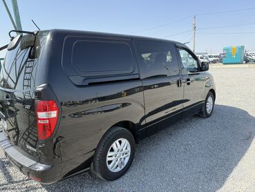 бусик машина: Hyundai Starex: 2018 г., 2.5 л, Автомат, Дизель, Вэн/Минивэн