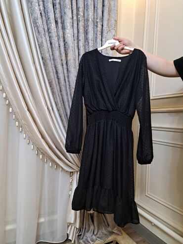 черное платье размер 38: Повседневное платье, Турция, Осень-весна, Короткая модель, M (EU 38)