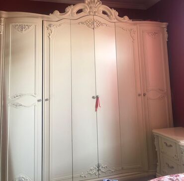 Digər mebel: TehiDolab. 350azn. yaxsi veziyyetde. Baha olan yatağın dolabidir
