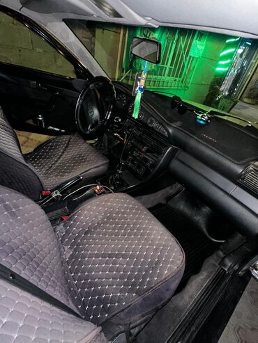 Audi A6: 1995 г., 2 л, Механика, Бензин, Седан