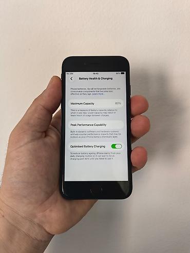 friteza na plin: Iphone SE 3 2022 sim free i Icloud free, sa 64gb memorije. Battery — 5