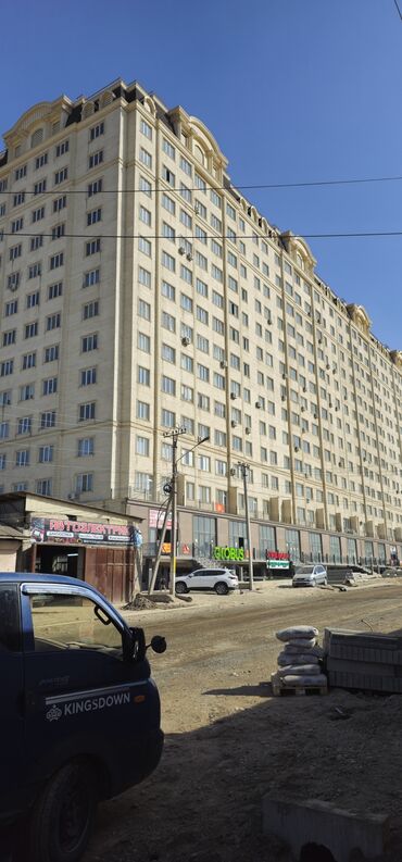 калыс ордодон квартира берилет: 2 бөлмө, 66 кв. м, Элитка, 13 кабат, ПСО (өзү оңдоп түзөтүп бүтүү үчүн)