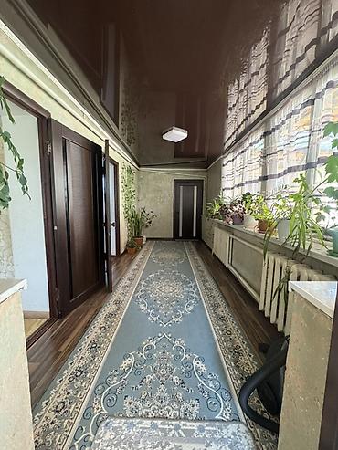 бу гараж: 🏡 Продается уютный 3-комнатный дом с ухоженным участком! Идеальный — 8