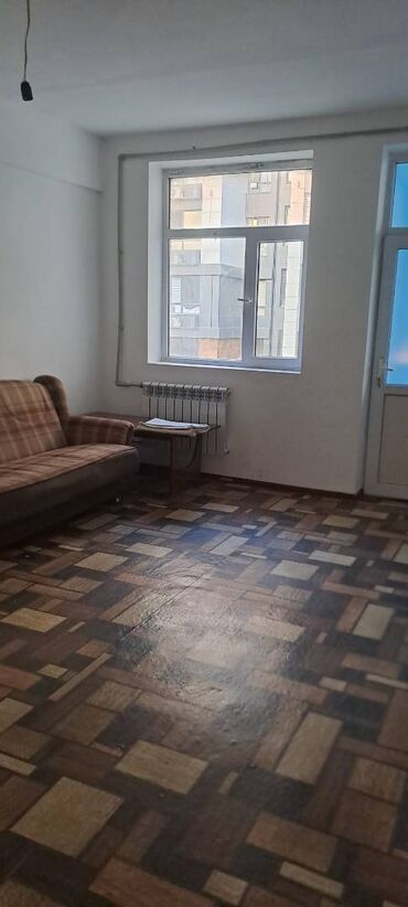 квартира узак монотко: 2 бөлмө, 49 кв. м, 5 кабат, Косметикалык ремонт