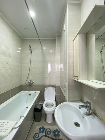 Долгосрочная аренда квартир: 3 комнаты, Риэлтор, Без подселения, С мебелью полностью — 14