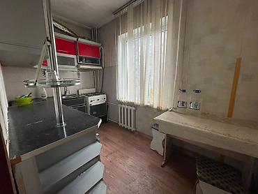 3 комнаты, 60 м², Аламедин-1 мкр 105 серия, 1 этаж, Старый ремонт