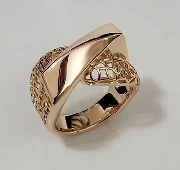 Наборы украшений: Золотые украшения, проба 585° В комплекте представлены несколько — 4