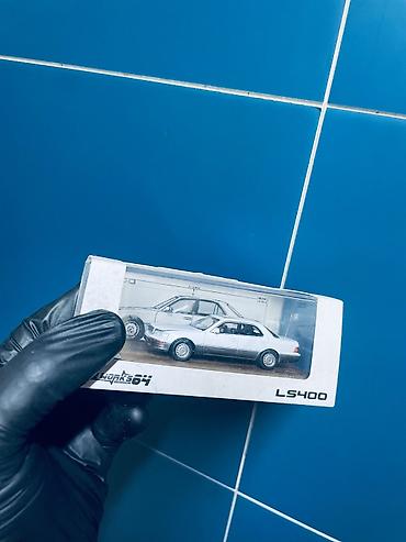 Модели автомобилей: Продаю масштабные модели 
1/64 цены разные — 16