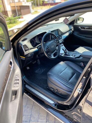 Hyundai: Hyundai Grandeur: 2018 г., 2.4 л, Типтроник, Бензин, Седан — 5