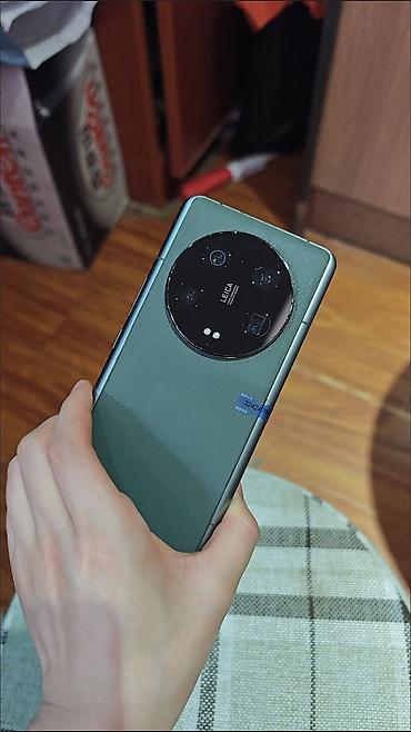 Xiaomi 14 Смартфон с камерой Leica в круглом модуле не глобал