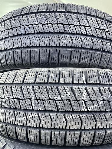 Шины 225 / 60 / R 17, Зима, Б/у, Пара, Легковые, Япония, Bridgestone