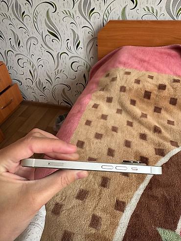 купить копию айфона 13: Смартфон Apple iPhone (белый) - Корпус: плоские грани, цвет белый — 3