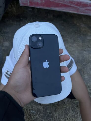Apple iPhone: IPhone 13, Б/у, 128 ГБ, Pacific Blue, Чехол, 88 %