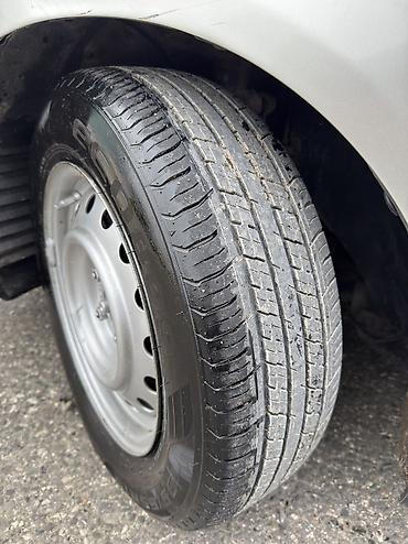 maşın şinləri: Megan (Demir Disk) R15 4 bolt . Disk teker ideal veziyetdedir çat — 2