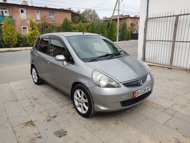 тайота автомобили: Honda Fit: 2003 г., 1.5 л, Вариатор, Бензин, Седан