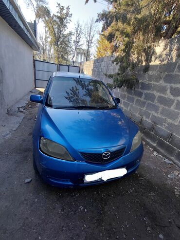 не знаю от какой машины: Mazda Demio: 2004 г., Автомат, Бензин, Хэтчбэк